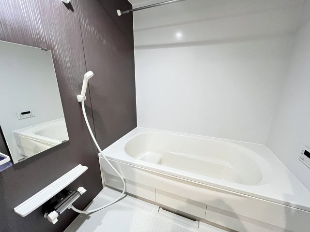 バス・シャワールーム　※同物件別部屋の参考写真
