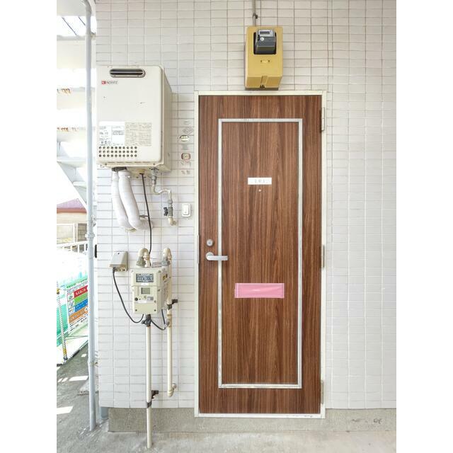 エントランス　現況優先