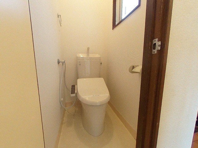 トイレ　別部屋参考写真