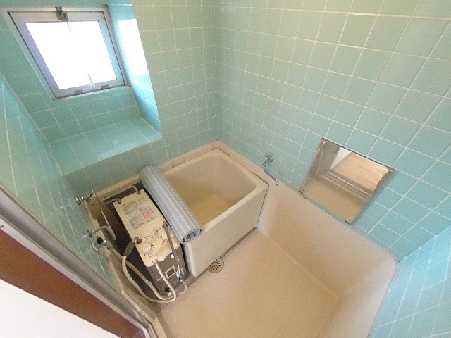 バス・シャワールーム　別部屋参考写真