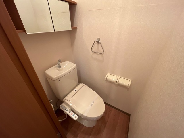 トイレ　図面と現状に相違がある場合には現状を優先