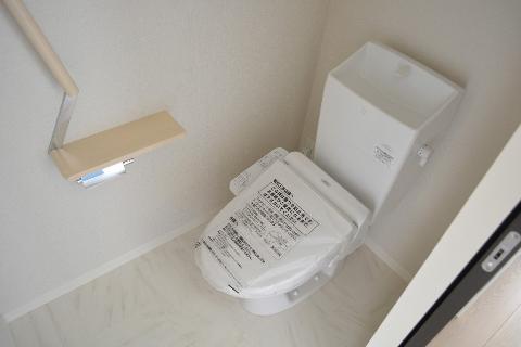 トイレ　シャワー付トイレ
