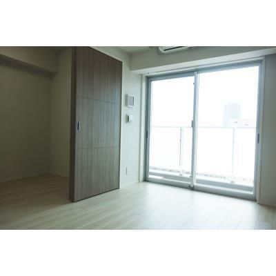 居室・リビング　明るいお部屋ですね♪