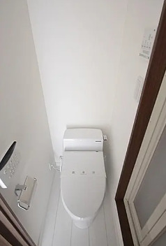 トイレ　別部屋の画像を使用しております。