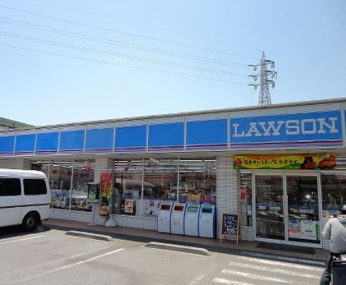 コンビニ　ローソン南加瀬5丁目店（コンビニ）まで660m