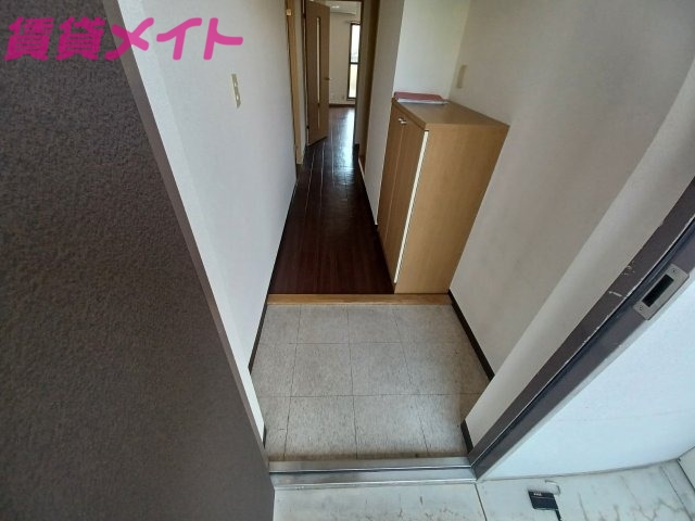 玄関　同型参考写真