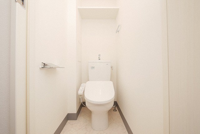 トイレ　清潔感のあるトイレです