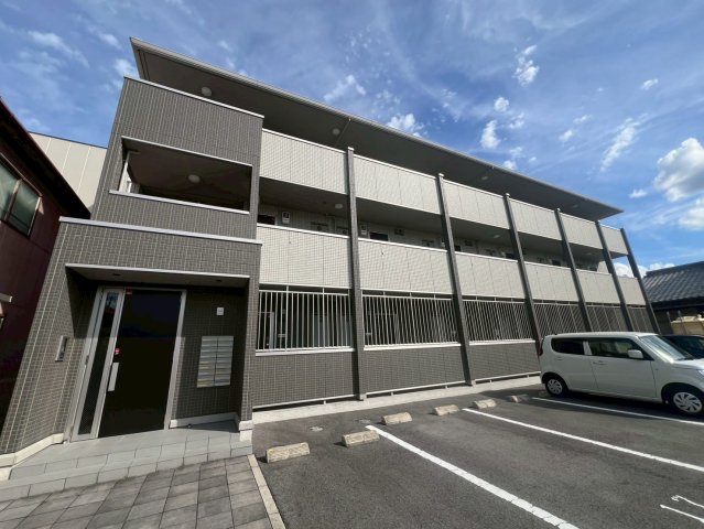 建物外観　ブライトステージ