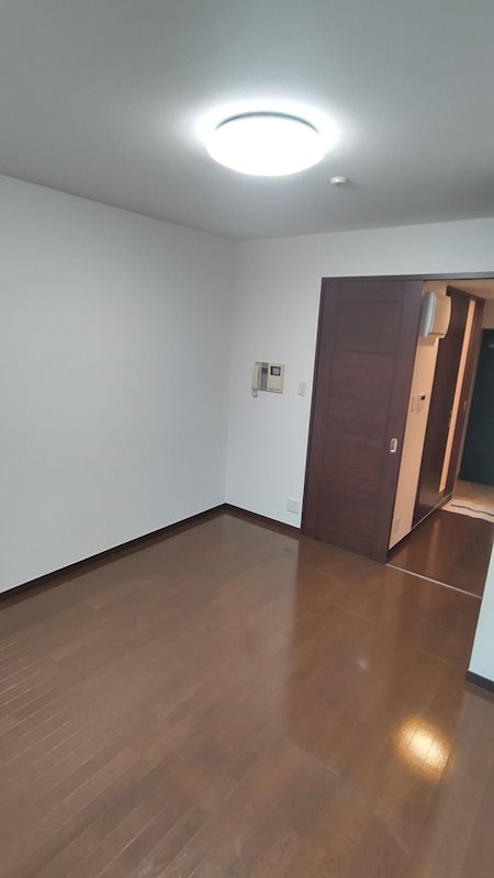 居室・リビング　※別部屋の参考写真です。