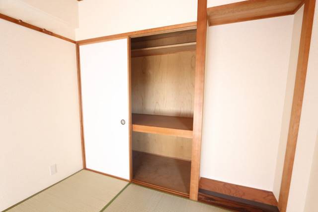 収納　２０４号室の写真です。