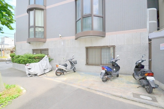 その他共有部分　駐車場