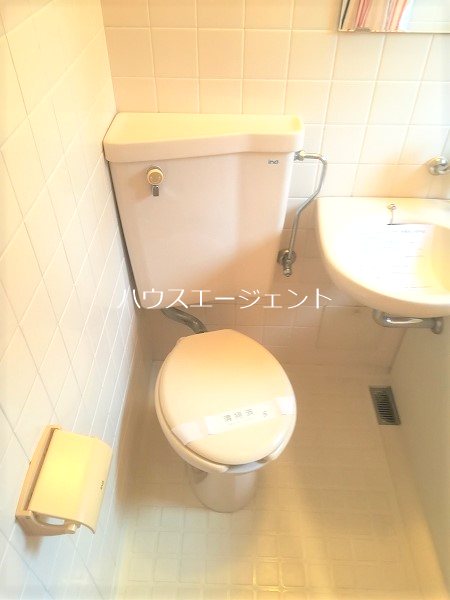 トイレ　きれいなトイレです