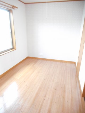 その他部屋・スペース　使い勝手のいい寝室です