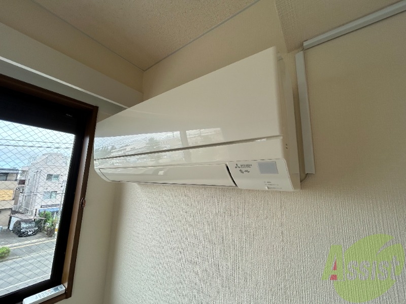 その他　エアコン設置済みで寒暖対策も安心ですね。