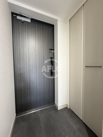 玄関　アドバンス大阪メルディア　玄関