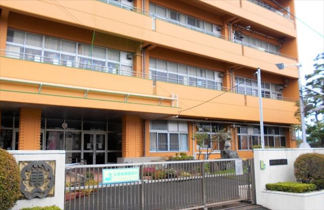 小学校　横浜市立東小学校（小学校）まで511m