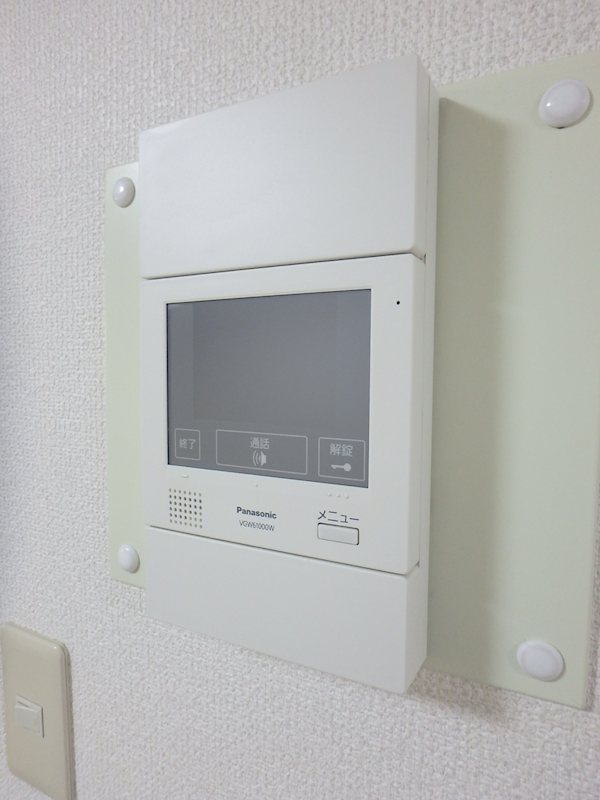 セキュリティ　モニター付きインターホン