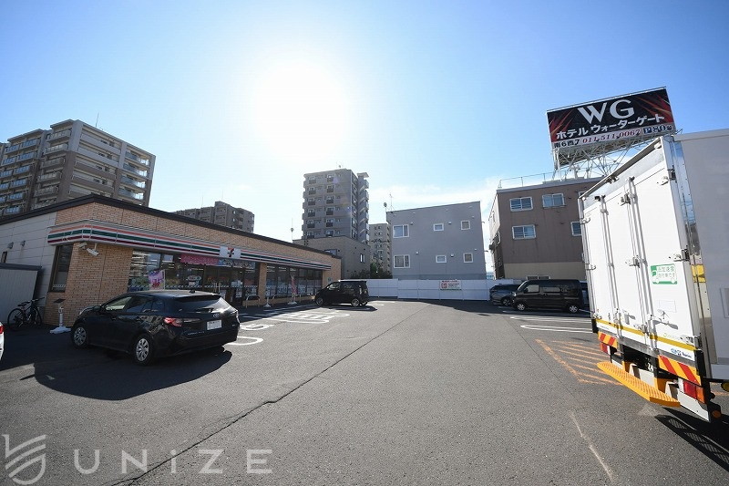 コンビニ　セブンイレブン札幌平岸1条環状通店（コンビニ）まで421m