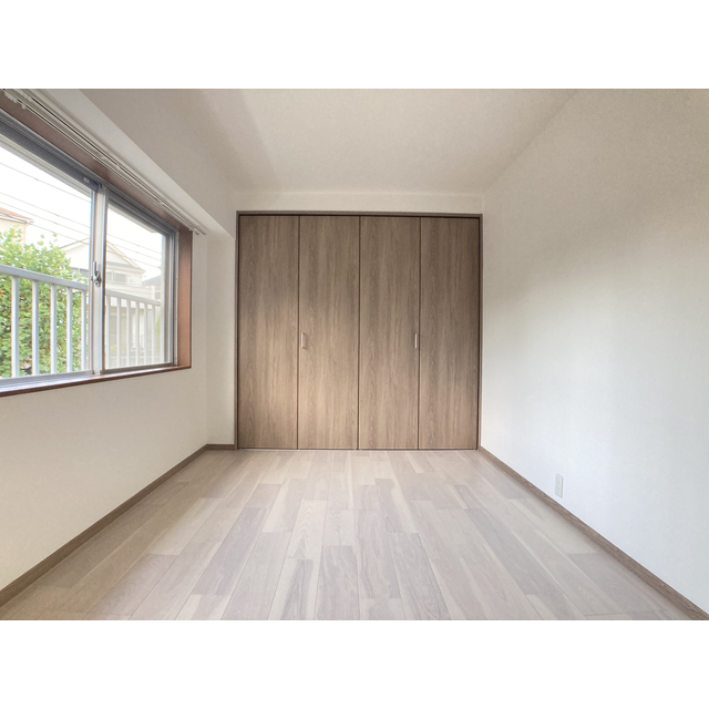 その他部屋・スペース　洋室５帖