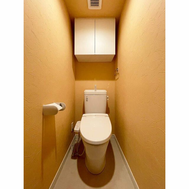 トイレ　落ち着いたトイレです