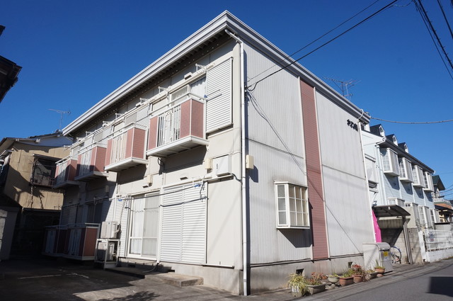 建物外観　一ノ割駅徒歩５分（４００ｍ）