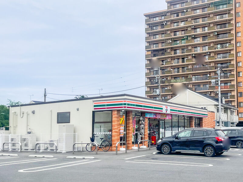 コンビニ　セブンイレブン玉村上之手店（コンビニ）まで304m