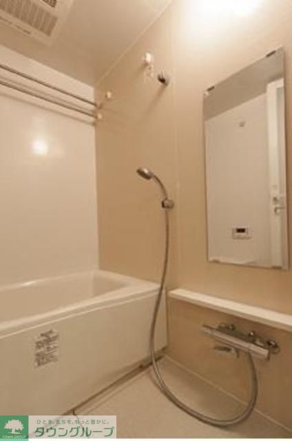バス・シャワールーム　※写真は同タイプ住戸です。