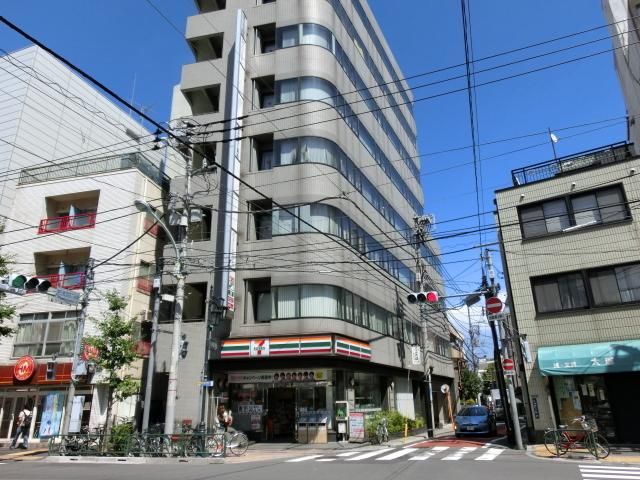 コンビニ　セブンイレブン（コンビニ）まで364m