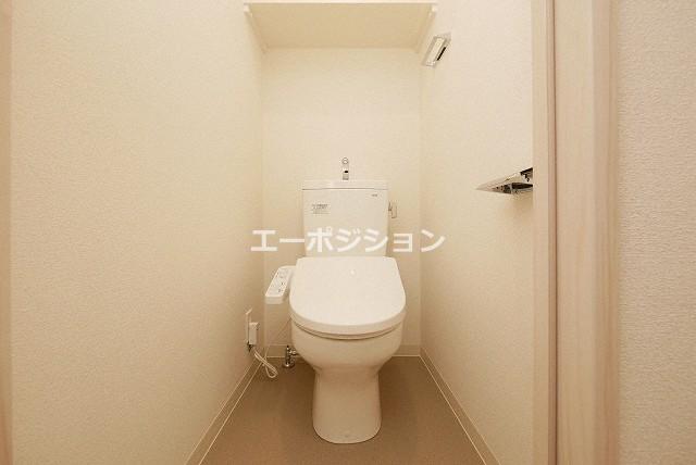 トイレ　プレサンス大国町ブライス