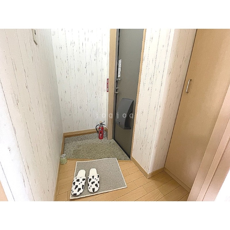玄関　ゆったりとした玄関です。