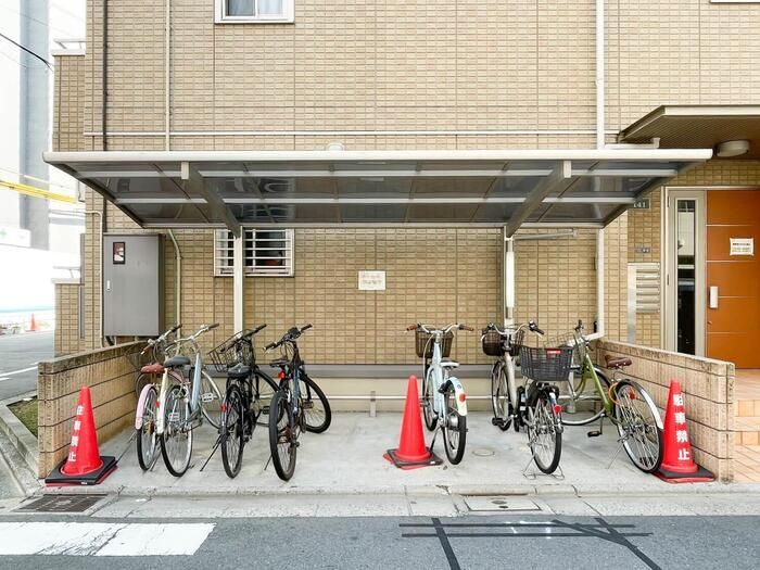 駐車場　駐輪場