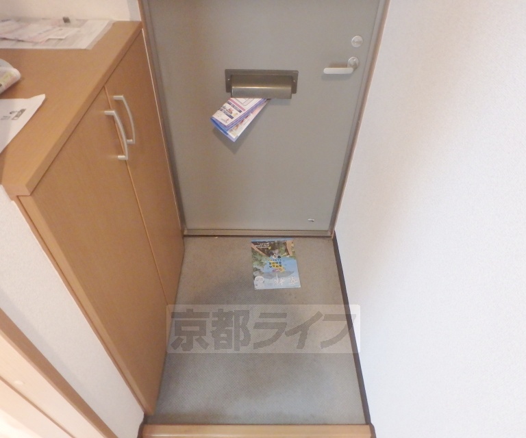 玄関　段差が低くて上りやすい玄関です。