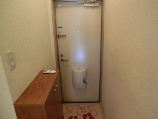 玄関　下駄箱有ります