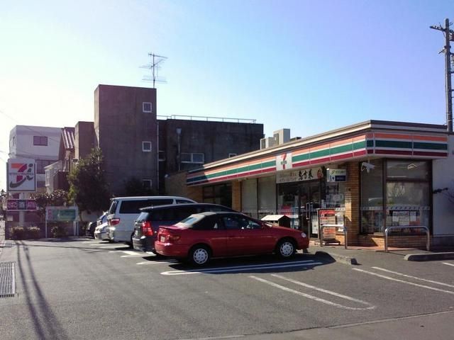 コンビニ　セブンイレブン藤沢鵠沼海岸5丁目店（コンビニ）まで509m