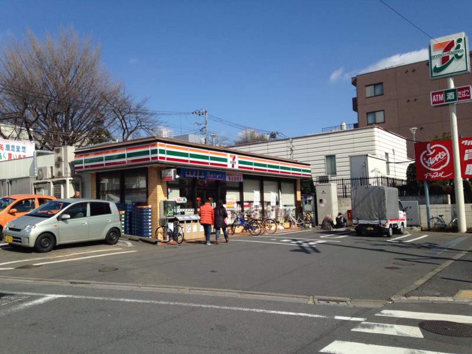 コンビニ　セブンイレブン板橋小茂根4丁目店（コンビニ）まで301m
