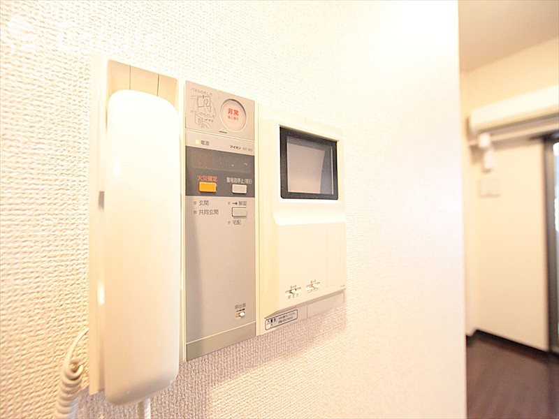 セキュリティ　モニター付きインターホン