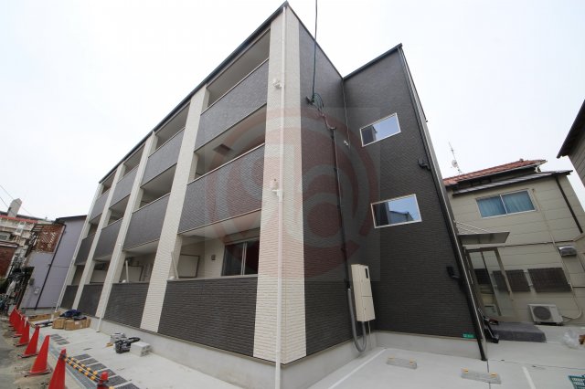 建物外観　落ち着いた雰囲気の外観です