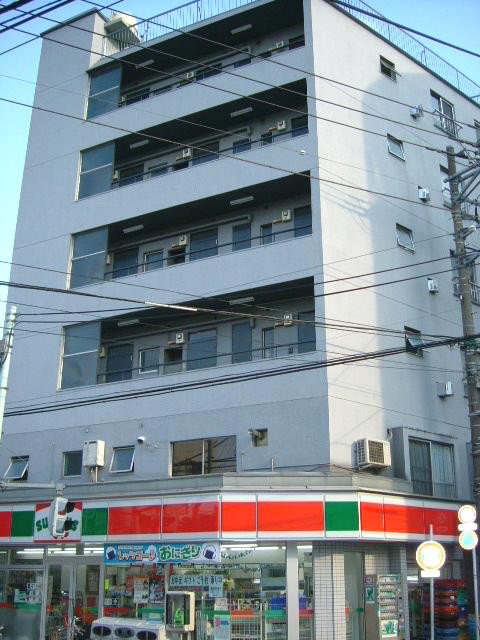 コンビニ　サンクス弥生町１丁目（コンビニ）まで247m