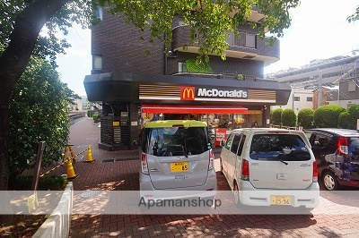 飲食店　マクドナルド和田町店（飲食店）まで385m