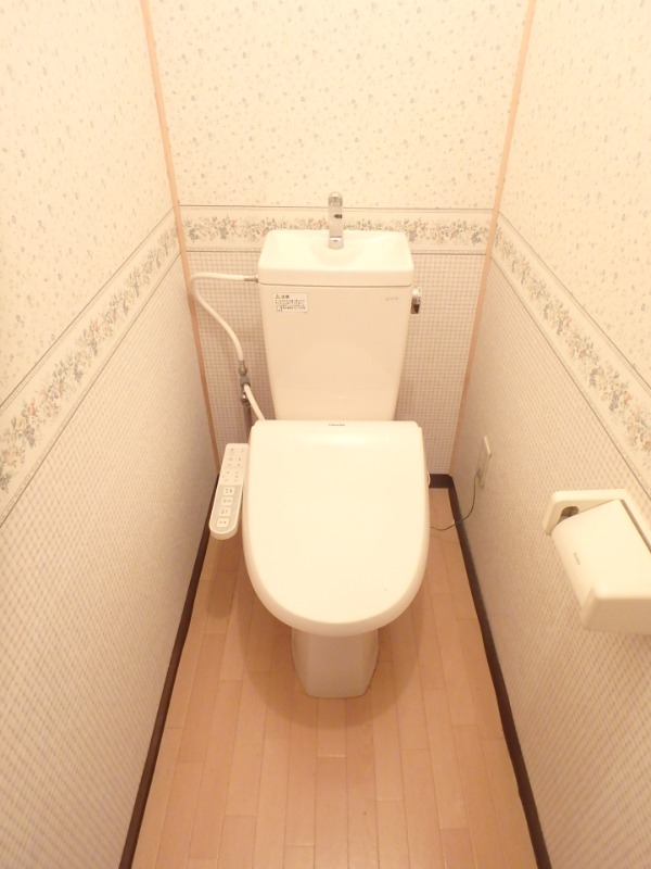 トイレ　図面と現状に相違がある場合には現状を優先