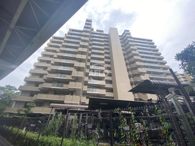 建物外観　ロイヤルアーク花水都OSAKA　外観