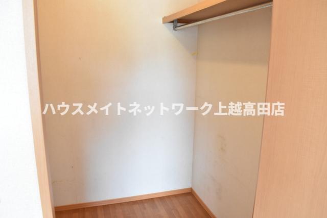 収納　ウォークインクローゼット