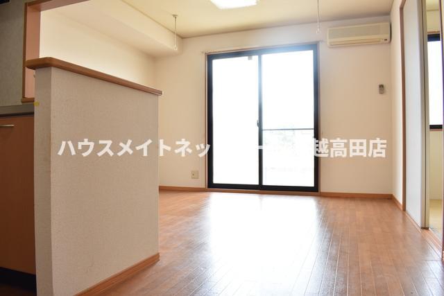 居室・リビング　ＬＤＫ12.0帖