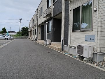 エントランス　ゆとりのあるエントランスです
