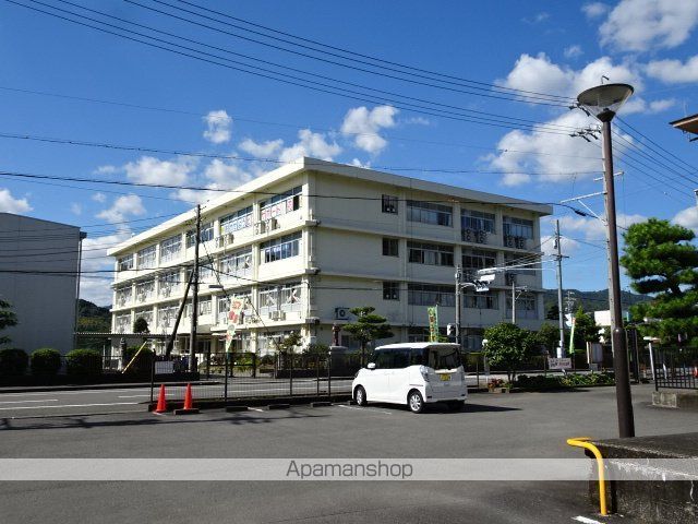 小学校　葉梨小学校（小学校）まで1535m