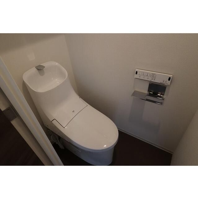 トイレ　トイレもきれいです