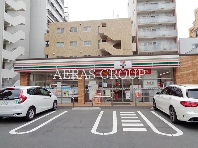 コンビニ　セブンイレブン横浜吉野町駅前店（コンビニ）まで219m