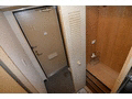 収納　この写真は同マンションの他のお部屋のものです