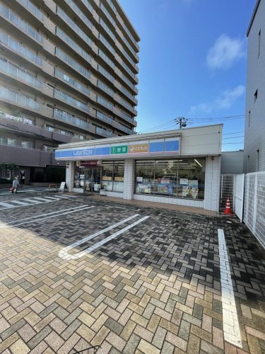 コンビニ　ローソン 千葉登戸二丁目店（コンビニ）まで181m