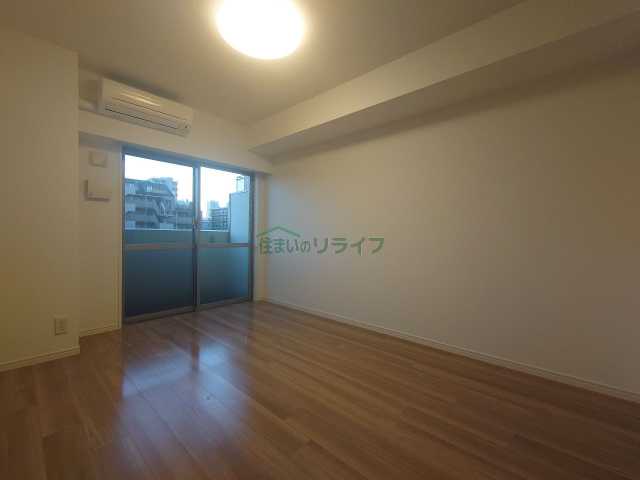 居室・リビング　別部屋参考写真です